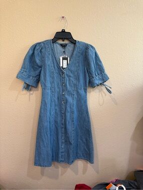 Denim Button-Front Short Sleeve Dress - Blue NWT